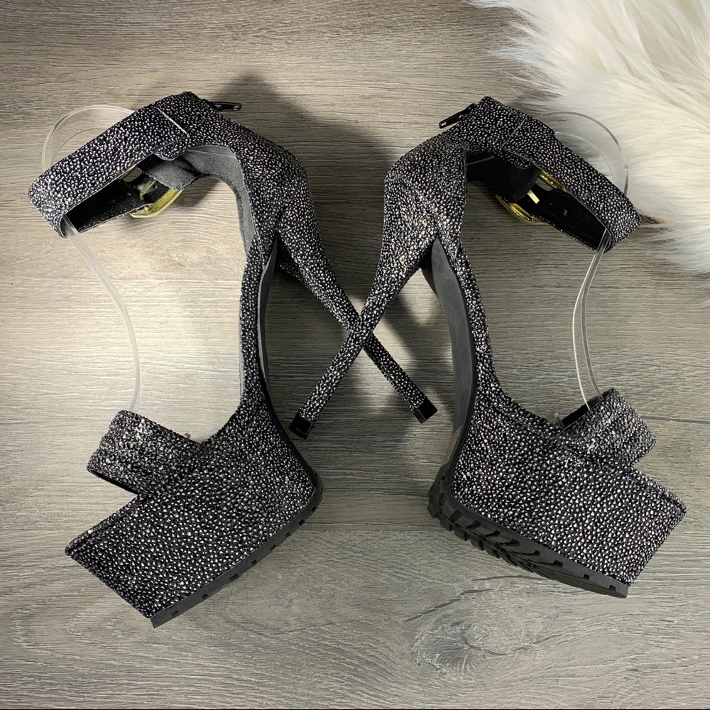 Qupid Platform Ankle Strap Open Toe Heel Size 8 - image 4